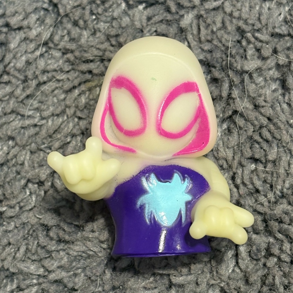 NWOT cute Little People Marvel Characters - White Spider-Man